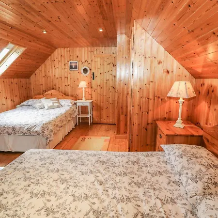 An Nead بيت للعطل Ballydavid